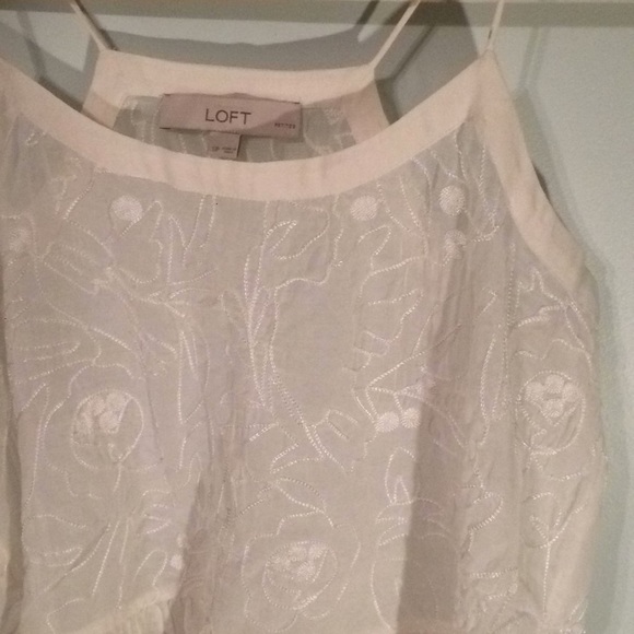 Embroidered top - Picture 2 of 3